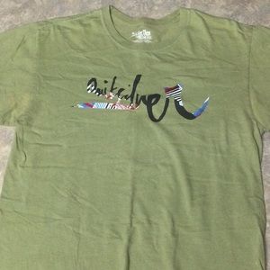 Quicksilver green shirt large